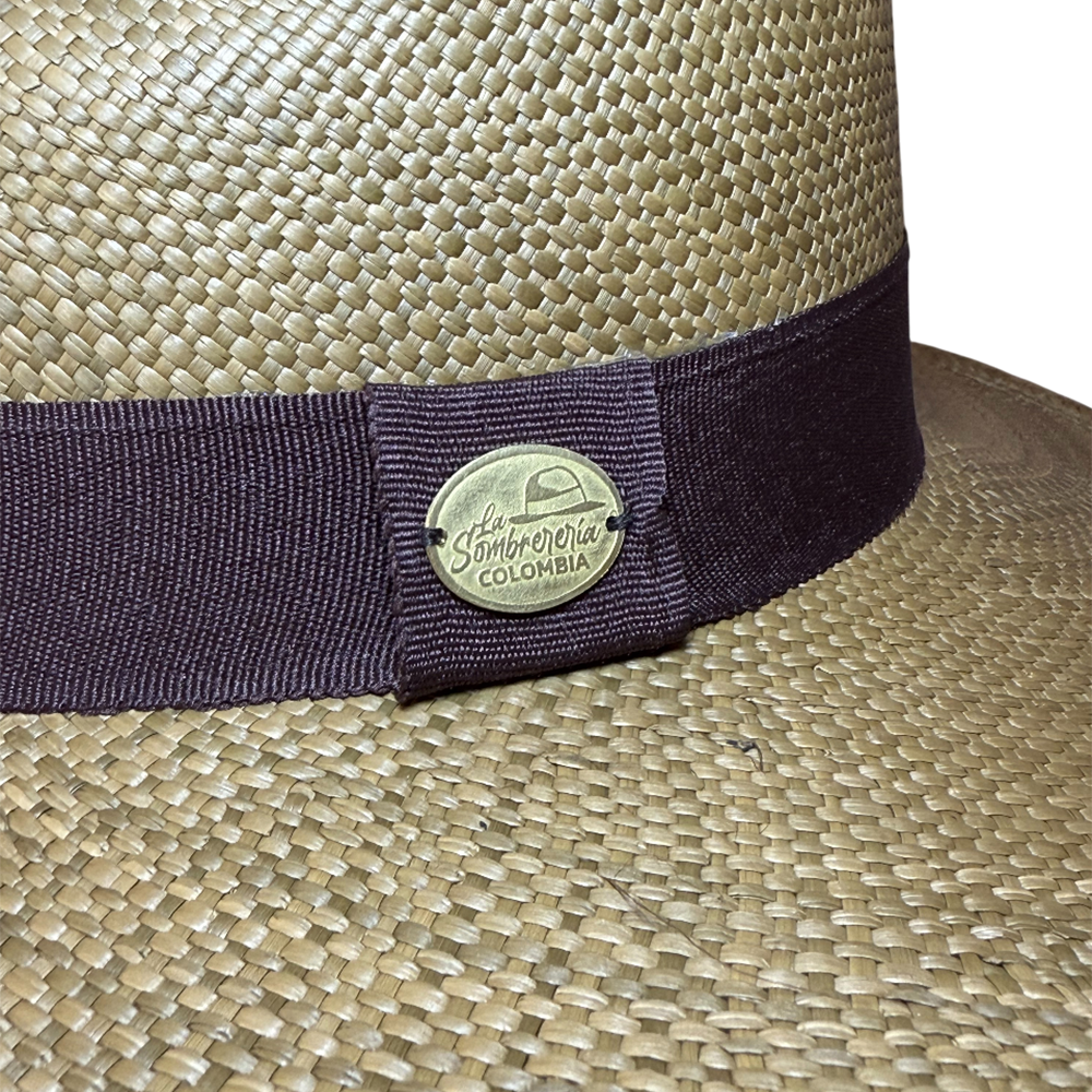 SOMBRERO FINO CLÁSICO MIEL - ELEGANCIA NATURAL Y ARTESANÍA PURA - Image 5
