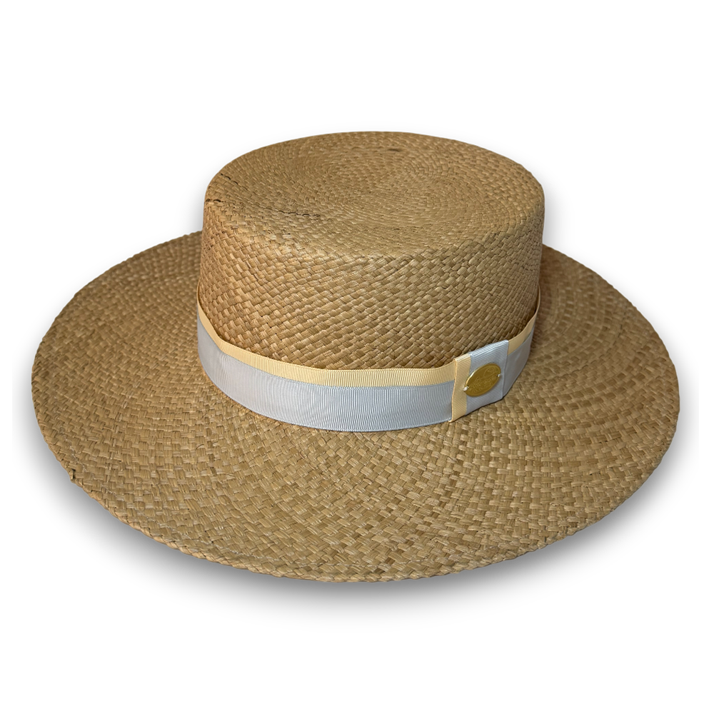 SOMBRERO CORDOBES MIEL CINTA BICOLOR GRIS Y BEIGE – ELEGANCIA ARTESANAL - Image 4